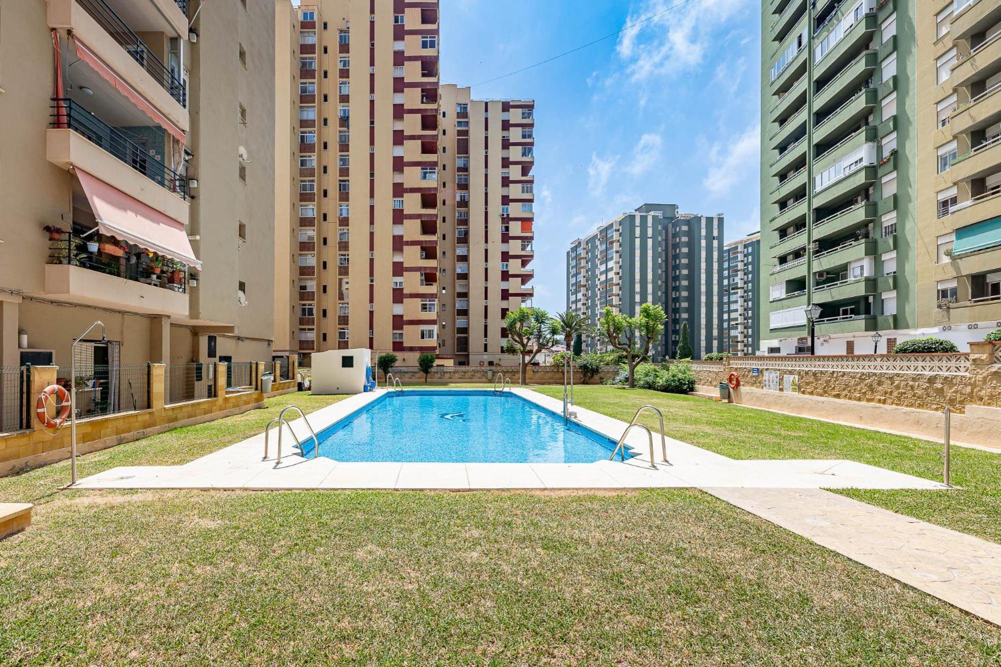 Los Boliches 3 Bed Ap פואנגירולה מראה חיצוני תמונה