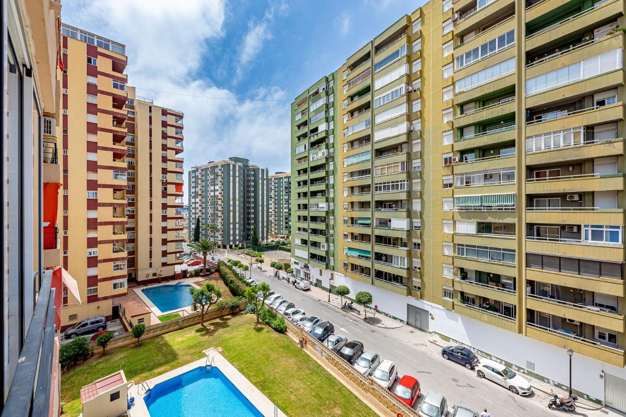 Los Boliches 3 Bed Ap פואנגירולה מראה חיצוני תמונה